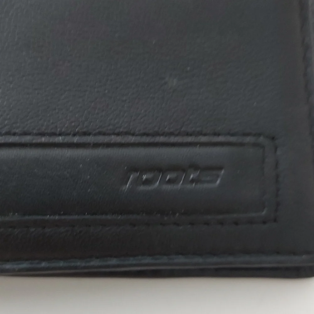 Mens Roots Wallet - Picture 4 of 12